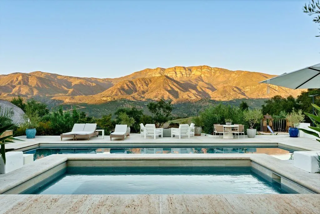 Retreat-Style Compound With Unobstructed Topa Topa Mountain Views Offered at $8.88 Million 16 13202 Ojai Rd A Magnificent Retreat Style Compound With Unobstructed Views of the Topa Topa Mountains 20