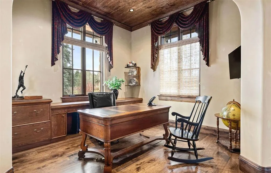 Grandeur Meets Warmth in This $12 Million Colorado Mountain Masterpiece 8 1400 E Oxford Lane A Breathtaking 12 Million Colorado Estate 10