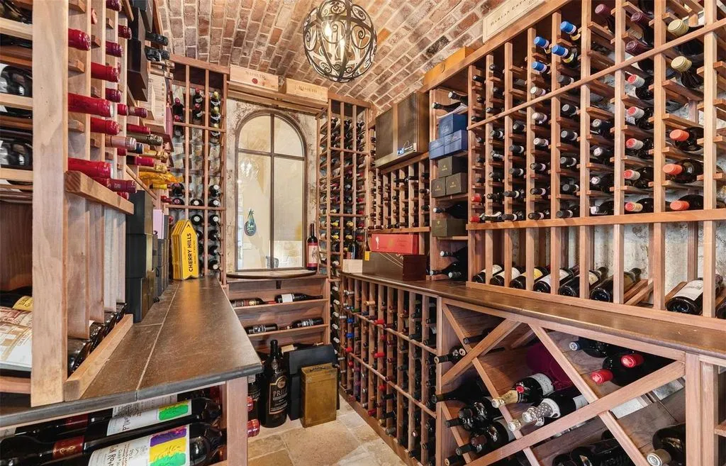 Grandeur Meets Warmth in This $12 Million Colorado Mountain Masterpiece 10 1400 E Oxford Lane A Breathtaking 12 Million Colorado Estate 12