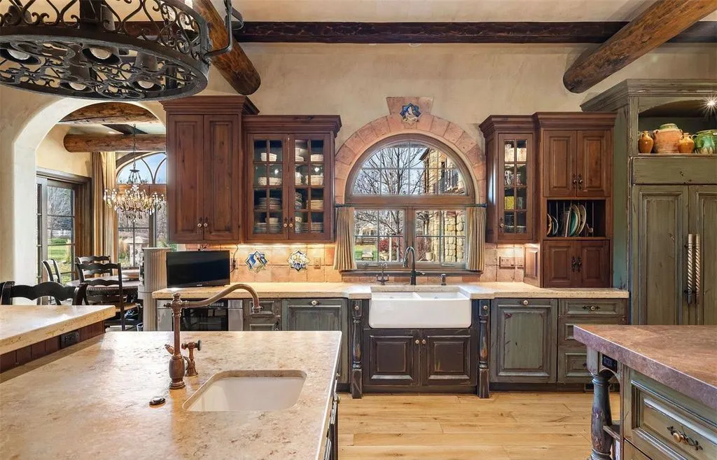 Grandeur Meets Warmth in This $12 Million Colorado Mountain Masterpiece 11 1400 E Oxford Lane A Breathtaking 12 Million Colorado Estate 13