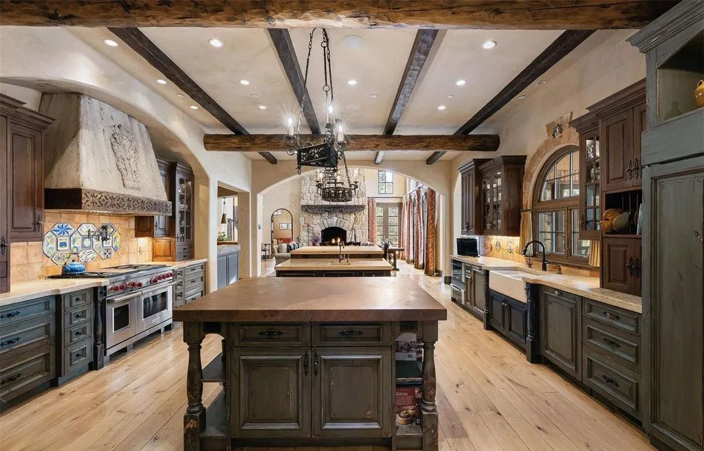 Grandeur Meets Warmth in This $12 Million Colorado Mountain Masterpiece 12 1400 E Oxford Lane A Breathtaking 12 Million Colorado Estate 14