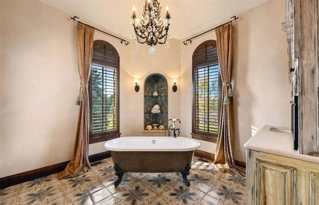 Grandeur Meets Warmth in This $12 Million Colorado Mountain Masterpiece 23 1400 E Oxford Lane A Breathtaking 12 Million Colorado Estate 19