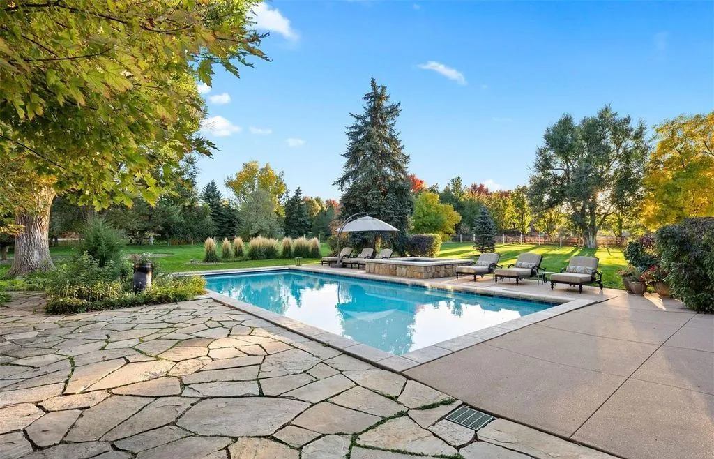 Grandeur Meets Warmth in This $12 Million Colorado Mountain Masterpiece 16 1400 E Oxford Lane A Breathtaking 12 Million Colorado Estate 4