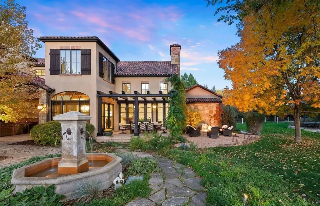 Grandeur Meets Warmth in This $12 Million Colorado Mountain Masterpiece 19 1400 E Oxford Lane A Breathtaking 12 Million Colorado Estate 7
