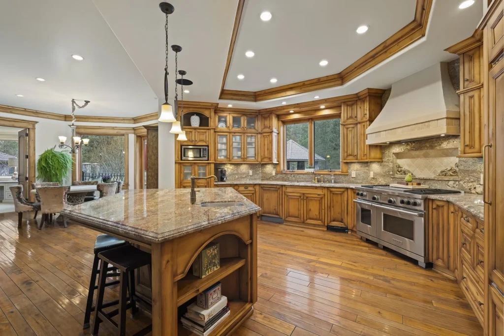 A Majestic 40-Acre Gated Estate Offering Unmatched Privacy and Presence in Washington at $7.95 Million 13 14124 N Boulder Park Ln A Majestic 40 Acre Gated Estate 12