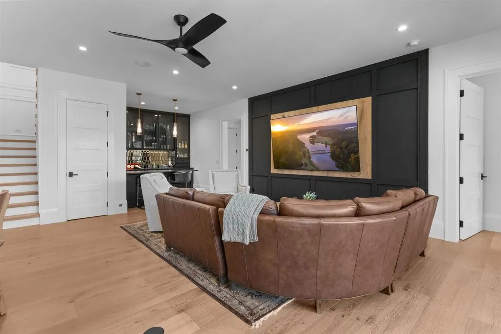 Exceptional Georgia Lakefront Home With Refined Transitional Design Lists for $7.15 Million 19 1521 Night Heron Dr A Breathtaking Custom Lakefront Estate Defining Luxury Living in Georgia 11