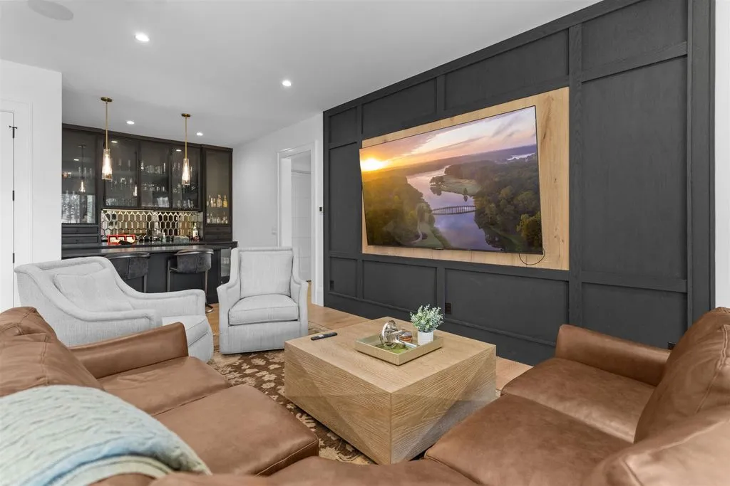 Exceptional Georgia Lakefront Home With Refined Transitional Design Lists for $7.15 Million 22 1521 Night Heron Dr A Breathtaking Custom Lakefront Estate Defining Luxury Living in Georgia 14