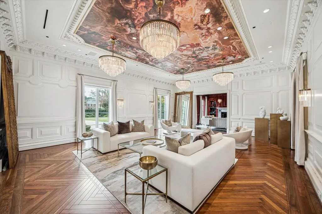 Designed by Eubanks Group Architects, This $16.5 Million Texas Estate Highlights Luxurious Living and Fine Millwork 9 1708 River Oaks Blvd A Stunning Texas Estate Designed by Eubanks Group Architects 5