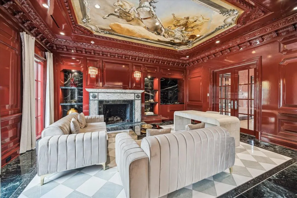 Designed by Eubanks Group Architects, This $16.5 Million Texas Estate Highlights Luxurious Living and Fine Millwork 10 1708 River Oaks Blvd A Stunning Texas Estate Designed by Eubanks Group Architects 6