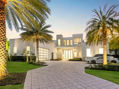 $12.8 Million Intracoastal Estate Redefines Waterfront Luxury with Private Dock, Smart Home Innovation, and Resort-Style Living 1 2162 Radnor Road Listed for 12.8 Million Stunning Waterfront Masterpiece Showcasing Elite Intracoastal Luxury Living 1