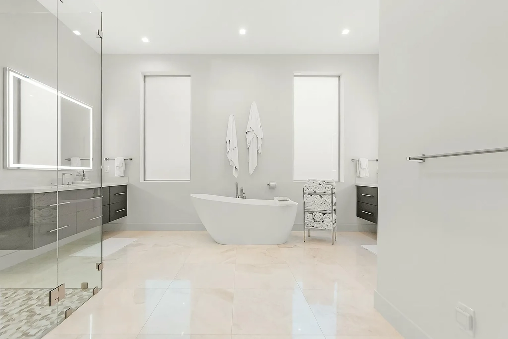 $12.8 Million Intracoastal Estate Redefines Waterfront Luxury with Private Dock, Smart Home Innovation, and Resort-Style Living 12 Luxury waterfront estate at 2162 Radnor Road, a stunning Home in North Palm Beach for sale featuring Intracoastal views, private dock, resort-style pool, and contemporary coastal architecture.