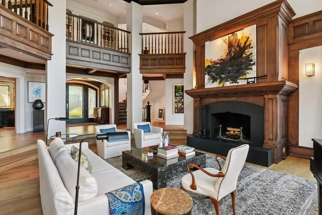 A Bruce Schmitt-Designed Minnesota Estate Asking $7.895 Million 10 2505 Cedar Point Dr A Spectacular Minnesota Estate 6