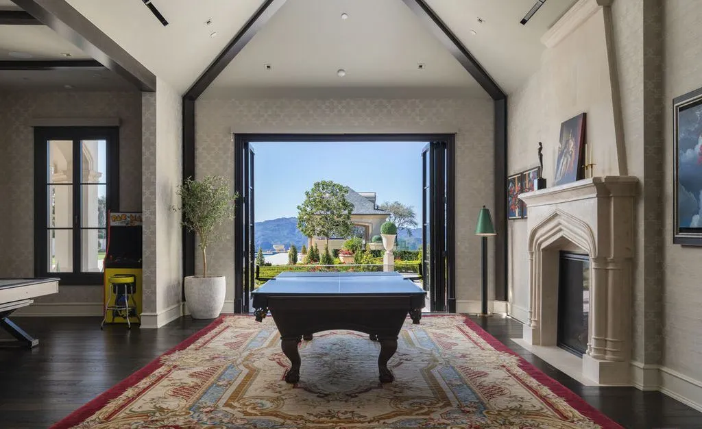 A Breathtaking Residence Offering Privacy and Panoramic Views Listed for $39.95 Million 17 25300 Prado De La Magia Unveils a Breathtaking Residence 13