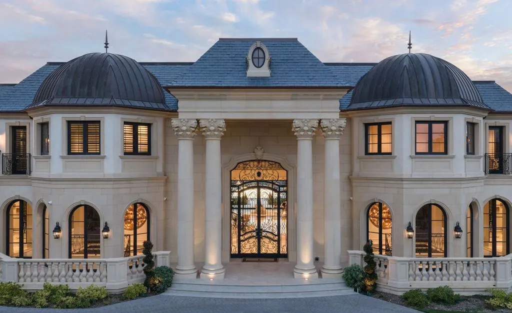 A Breathtaking Residence Offering Privacy and Panoramic Views Listed for $39.95 Million 28 25300 Prado De La Magia Unveils a Breathtaking Residence 24