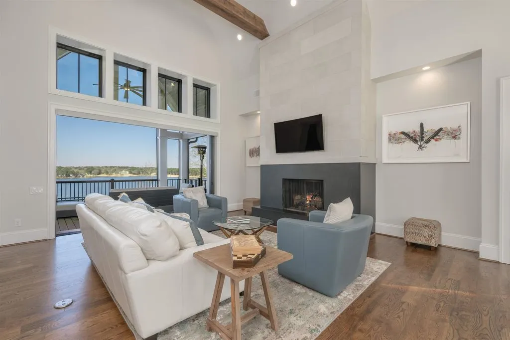 A Custom-Built Georgia Lakefront Masterpiece at $6.25 Million 9 2871 Linger Longer Dr A Stunning Custom Built Lakefront Masterpiece in Georgia 5