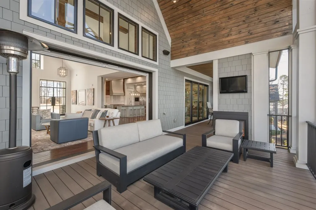 A Custom-Built Georgia Lakefront Masterpiece at $6.25 Million 12 2871 Linger Longer Dr A Stunning Custom Built Lakefront Masterpiece in Georgia 8