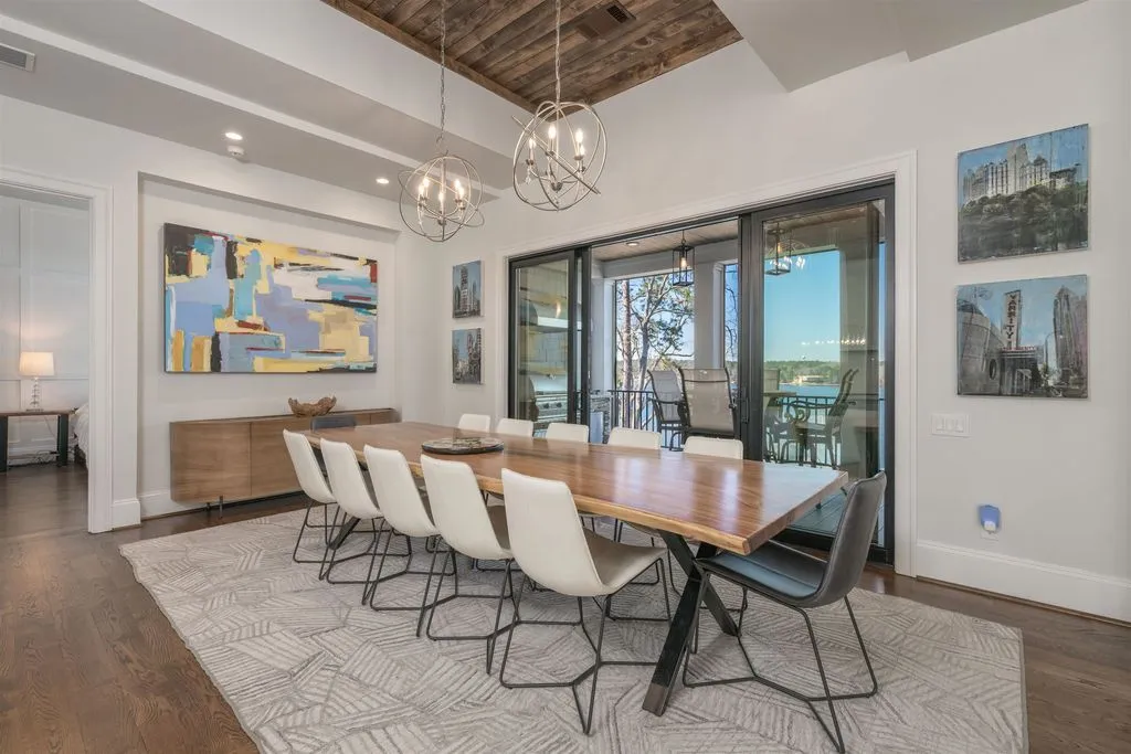 A Custom-Built Georgia Lakefront Masterpiece at $6.25 Million 13 2871 Linger Longer Dr A Stunning Custom Built Lakefront Masterpiece in Georgia 9