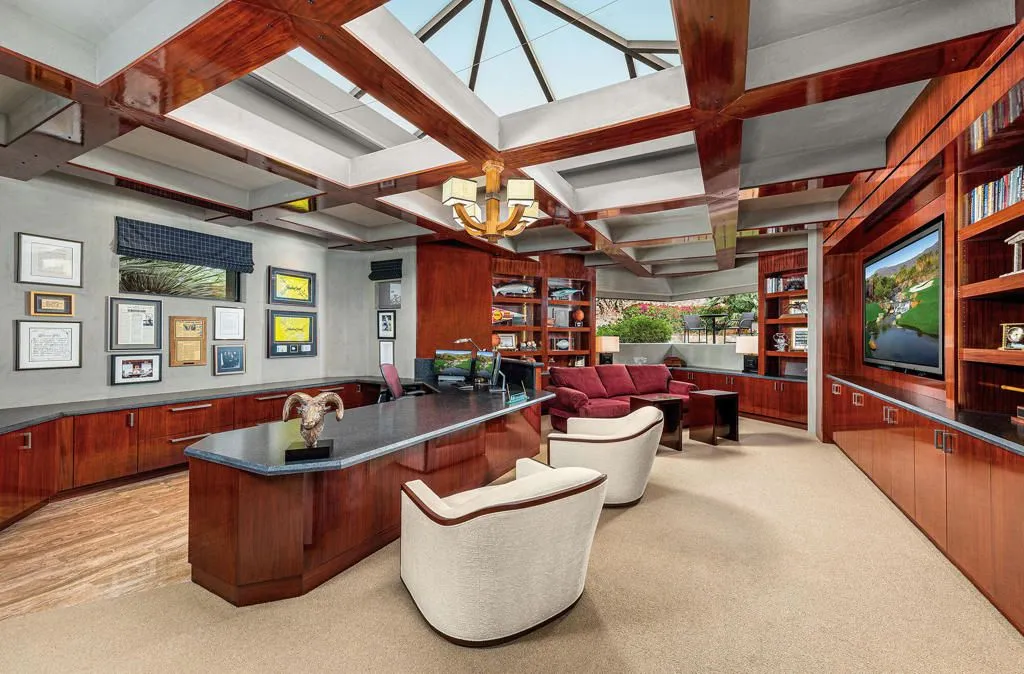 A Contemporary Desert Estate With Panoramic Mountain and Valley Views Asking $7.95 Million 23 330 Metate Pl Unveils a Spectacular Contemporary Desert Estate With Panoramic Mountain 17