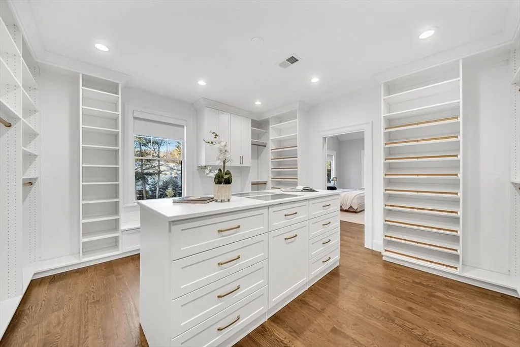 Elegant Massachusetts Home With Timeless Design and Modern Functionality at $5.495 Million 23 34 Stratford Rd Stunning Massachusetts Home 17