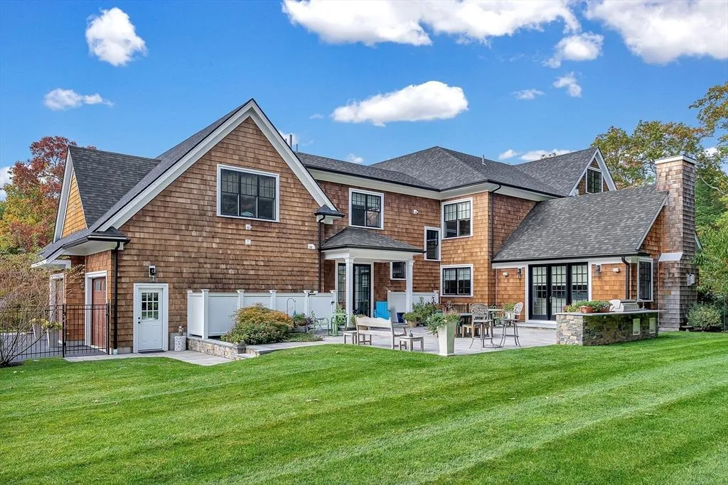 Elegant Massachusetts Home With Timeless Design and Modern Functionality at $5.495 Million 28 34 Stratford Rd Stunning Massachusetts Home 22