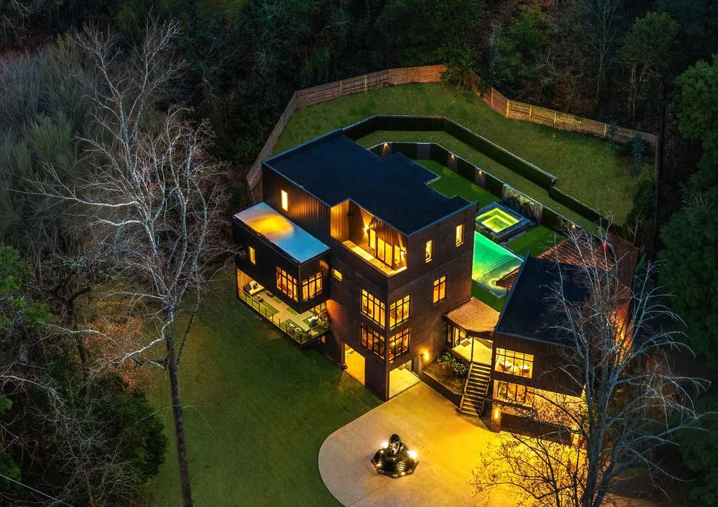 In Georgia, a Distinctive Contemporary Masterpiece by Bongers Homebuilders Asks $4.2 Million 16 345 Pinecrest Rd NE A Bold Contemporary Statement by Bongers Homebuilders 6