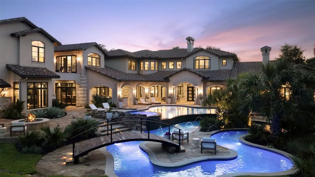 Magnificent Texas Masterpiece Delivers Grand Design and Total Privacy for $14.9M 5 3667 Stoneridge Rd Magnificent Texas Masterpiece Offers Grand Scale and Seclusion 1