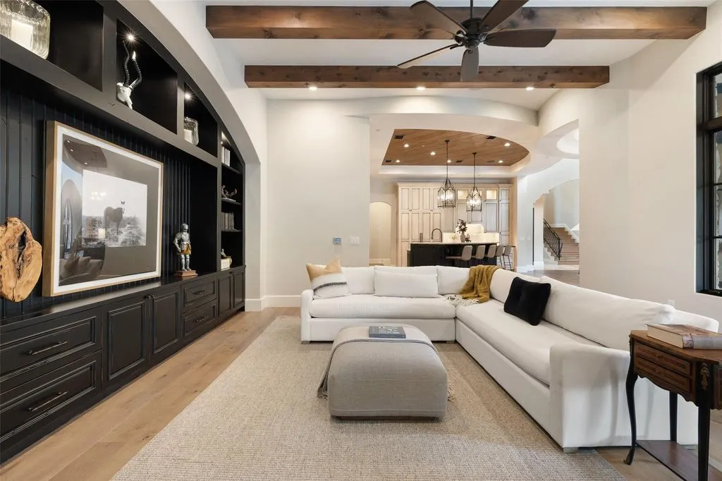 Magnificent Texas Masterpiece Delivers Grand Design and Total Privacy for $14.9M 14 3667 Stoneridge Rd Magnificent Texas Masterpiece Offers Grand Scale and Seclusion 10