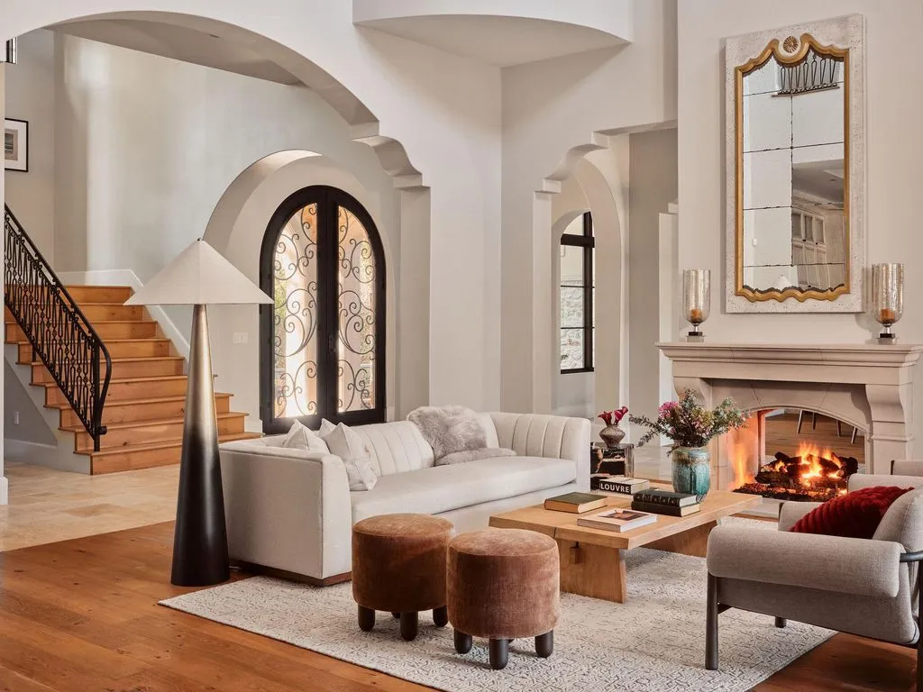 Magnificent Texas Masterpiece Delivers Grand Design and Total Privacy for $14.9M 8 3667 Stoneridge Rd Magnificent Texas Masterpiece Offers Grand Scale and Seclusion 4