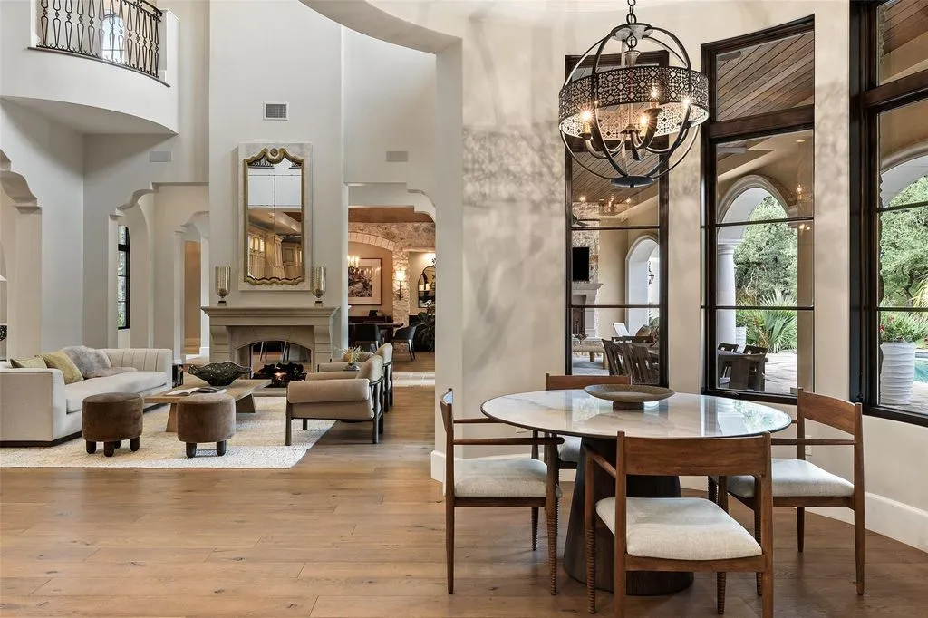 Magnificent Texas Masterpiece Delivers Grand Design and Total Privacy for $14.9M 12 3667 Stoneridge Rd Magnificent Texas Masterpiece Offers Grand Scale and Seclusion 8