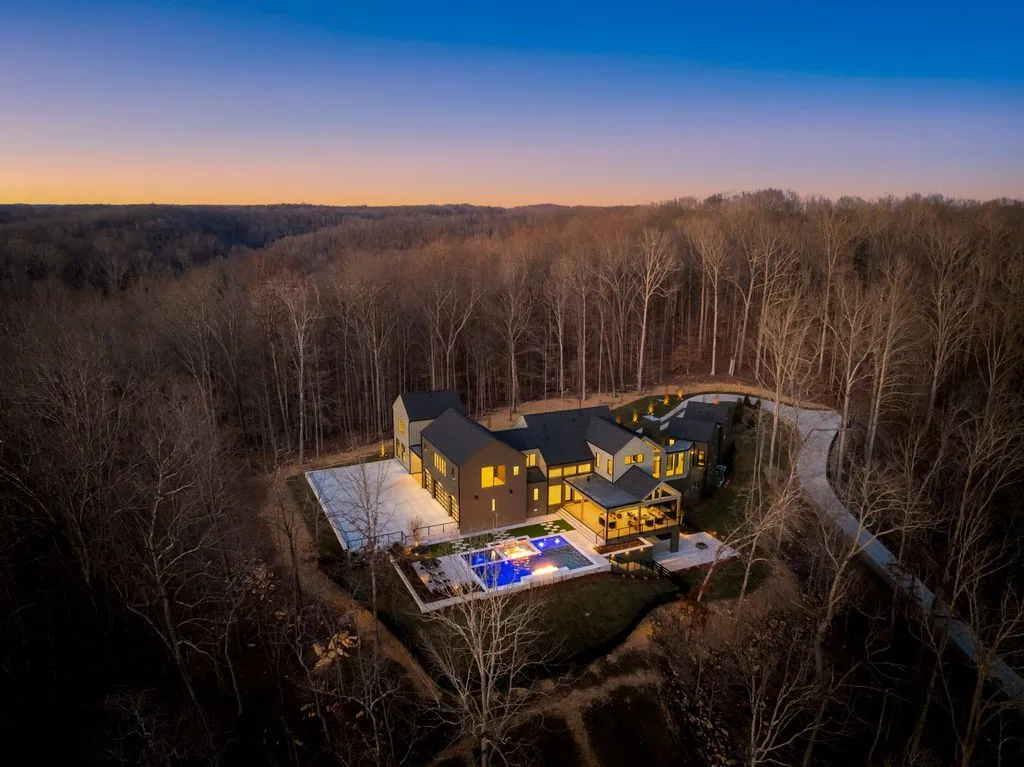Custom Riverbirch Estate on 10 Secluded Acres in Tennessee Listed for $8.499M 6 3976 New Hwy 96 W Stunning Custom Riverbirch Estate on 10 Secluded Acres in Tennessee 2