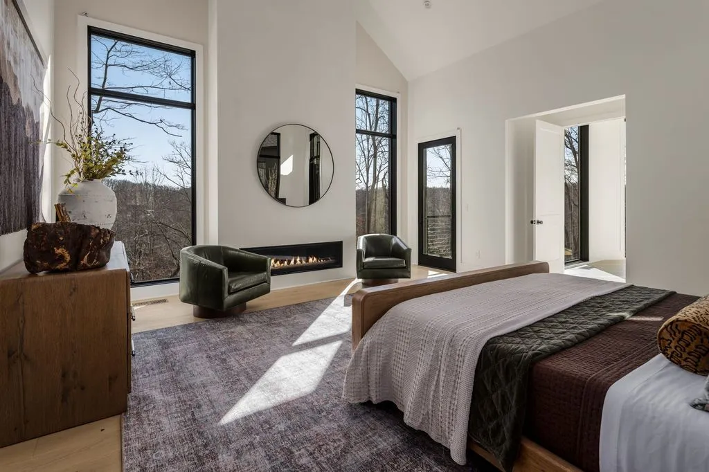 Custom Riverbirch Estate on 10 Secluded Acres in Tennessee Listed for $8.499M 16 3976 New Hwy 96 W Stunning Custom Riverbirch Estate on 10 Secluded Acres in Tennessee 20