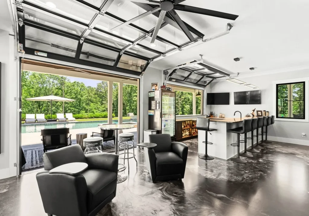 Masterfully Crafted $6,499,999 Waterfront Estate on 10.9 Acres in North Carolina 9 406 Morrison Farm Rd Unveils an Extraordinary 10.9 Acre Waterfront Masterpiece 8