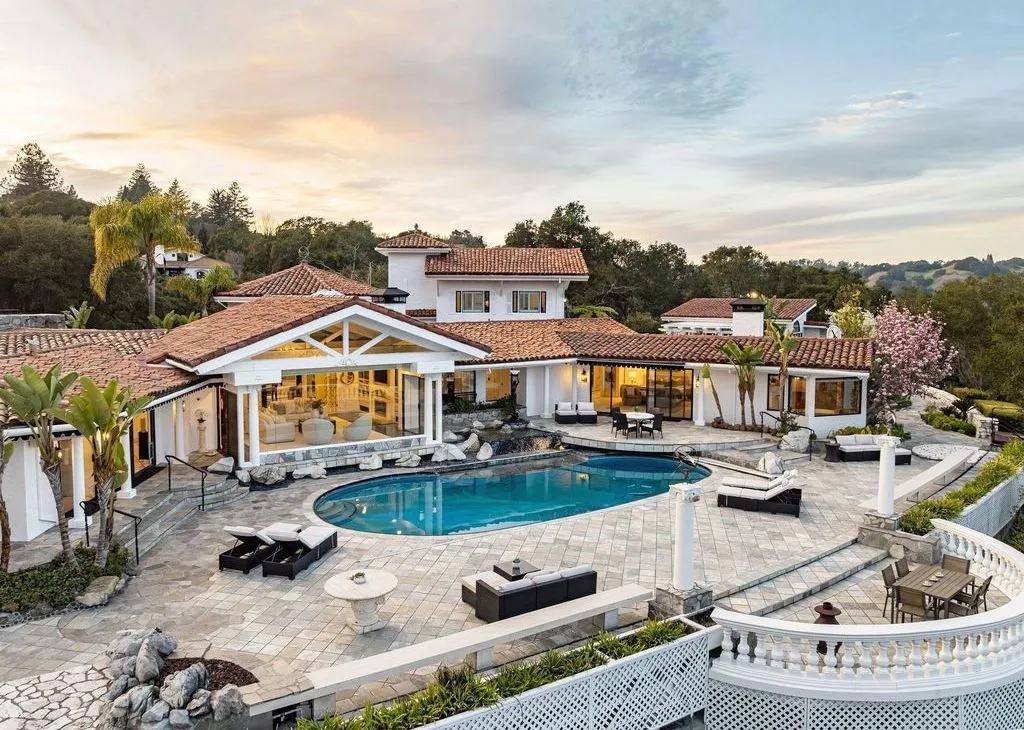 A Mediterranean Villa With Sweeping Mt. Diablo Views at $5.4 Million 5 4146 Canyon Rd A Spectacular Mediterranean Villa With Resort Style Living 1