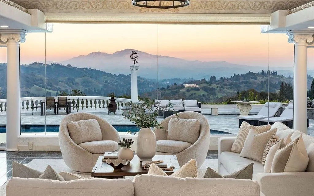 A Mediterranean Villa With Sweeping Mt. Diablo Views at $5.4 Million 23 4146 Canyon Rd A Spectacular Mediterranean Villa With Resort Style Living 3