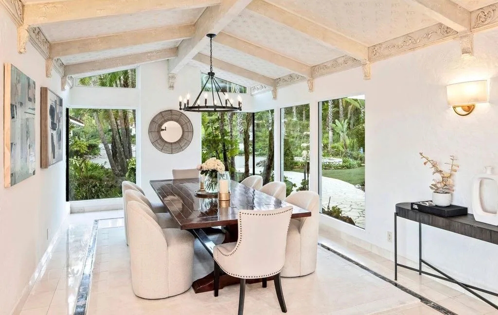 A Mediterranean Villa With Sweeping Mt. Diablo Views at $5.4 Million 10 4146 Canyon Rd A Spectacular Mediterranean Villa With Resort Style Living 8