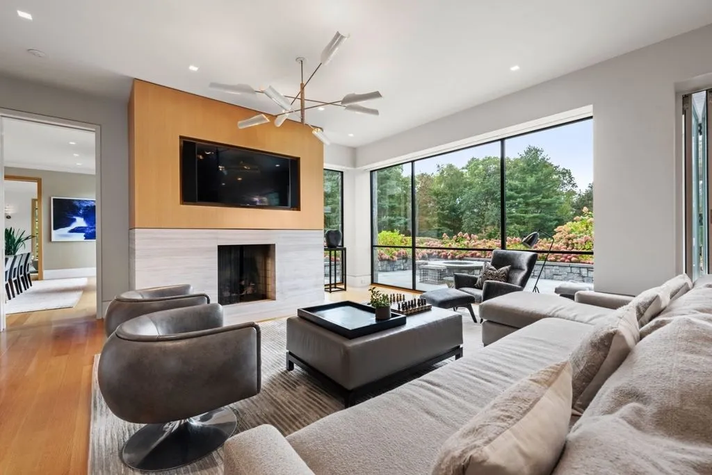 Alexander Forbes Mansion Hits the Market in Massachusetts at $14.5 Million 19 610 Harland St The Magnificent Alexander Forbes Mansion 12