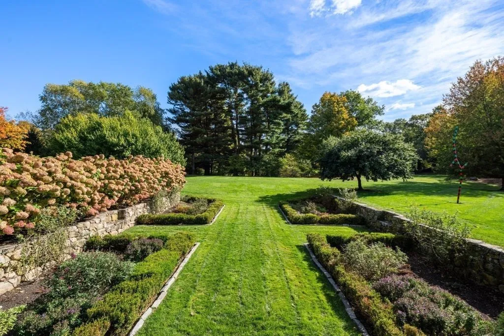 Alexander Forbes Mansion Hits the Market in Massachusetts at $14.5 Million 18 610 Harland St The Magnificent Alexander Forbes Mansion 23