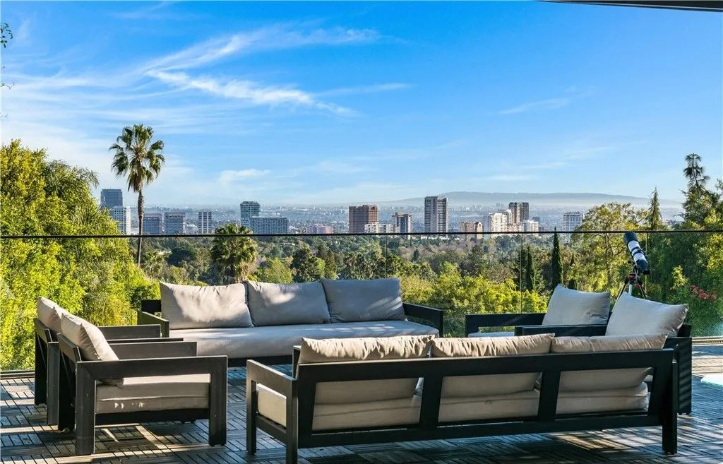 Sleek, Modern, and Newly Constructed: California Gated Estate Asks $39.95 Million 31 677 Nimes Rd Unveils a Stunning Vision of Ultra Modern Luxury 21