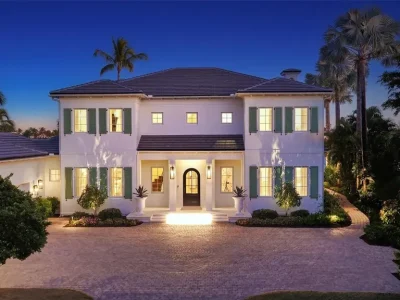 $13.8 Million Spectacular Gulf-Front Waterfront Estate Unveils Private Beach Luxury in Exclusive Longboat Key Enclave 1 70 Lighthouse Point Dr Lists for 13.8 Million Stunning Fully Renovated Gulf Front Masterpiece in Longboat Key 1