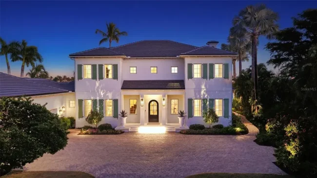 $13.8 Million Spectacular Gulf-Front Waterfront Estate Unveils Private Beach Luxury in Exclusive Longboat Key Enclave