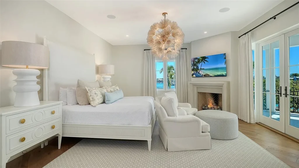 $13.8 Million Spectacular Gulf-Front Waterfront Estate Unveils Private Beach Luxury in Exclusive Longboat Key Enclave 14 70 Lighthouse Point Dr luxury waterfront estate with heated pool and private Gulf beach in Longboat Key Florida