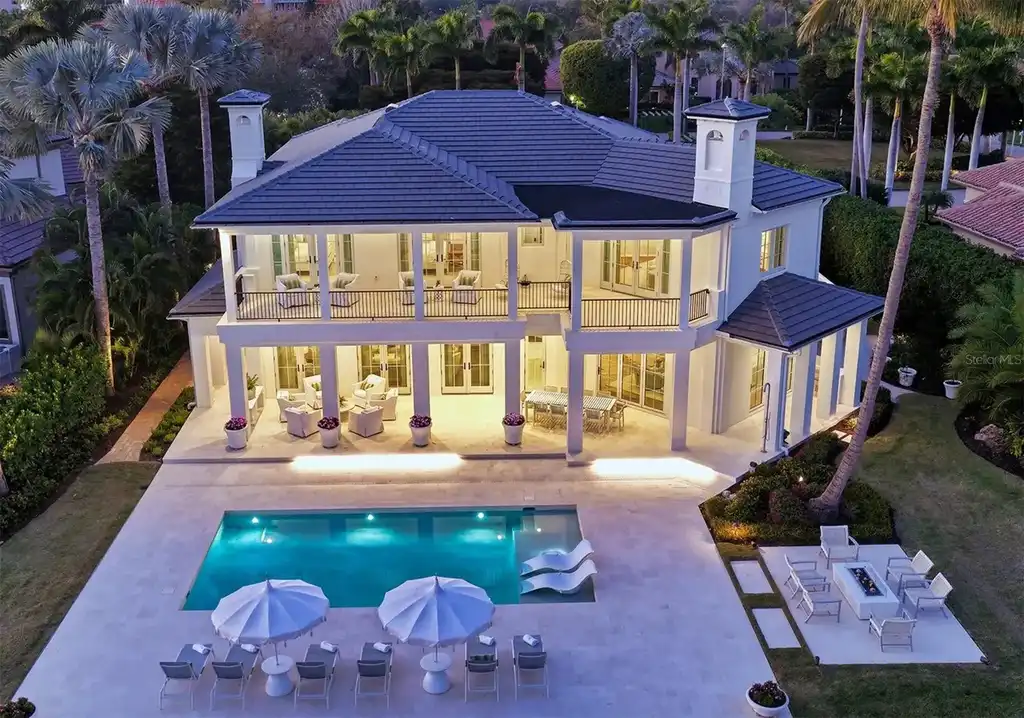 $13.8 Million Spectacular Gulf-Front Waterfront Estate Unveils Private Beach Luxury in Exclusive Longboat Key Enclave 16 70 Lighthouse Point Dr luxury waterfront estate with heated pool and private Gulf beach in Longboat Key Florida