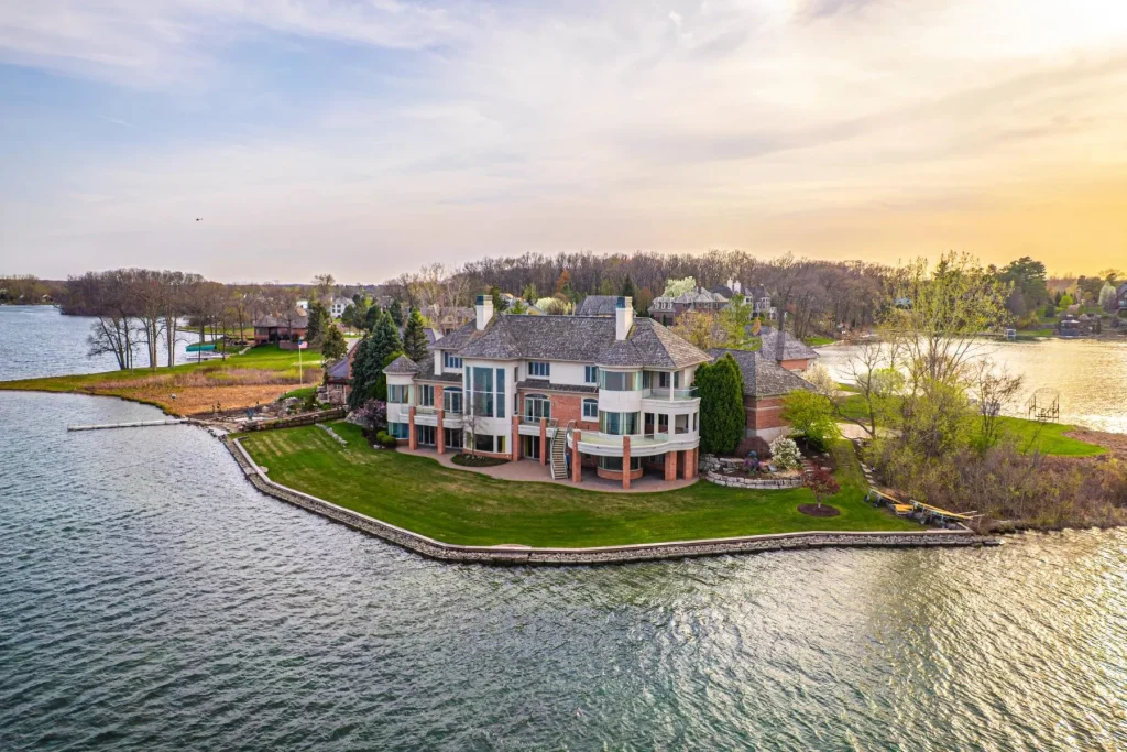 An Exceptional Lakefront Estate Offering an Elevated Lifestyle in Michigan at $4,499,000 5 82 Chateaux Du Lac A Breathtaking Lakefront Estate Offering Elevated Living 2