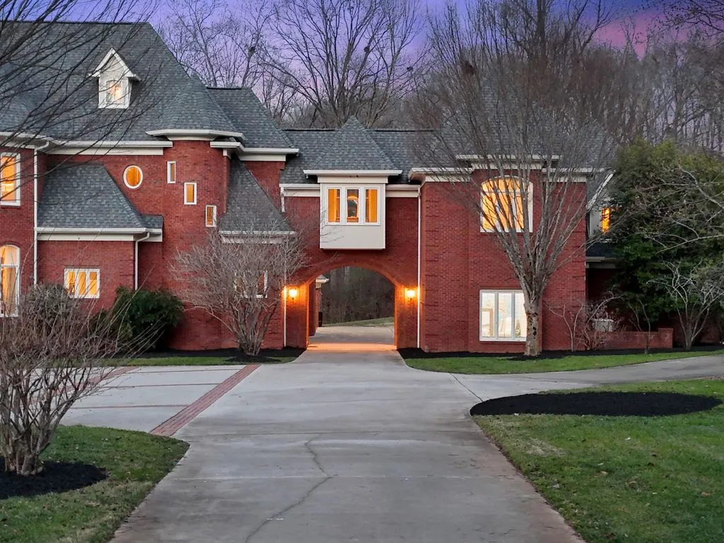 European-Inspired Tennessee Estate With a Dramatic Turret-Style Tower Asks $2.5 Million 7 8831 Forest Creek Ln A Stunning European Inspired Estate With a Dramatic Turret in Tennessee 3