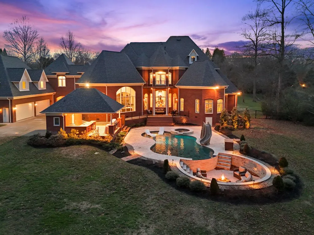 European-Inspired Tennessee Estate With a Dramatic Turret-Style Tower Asks $2.5 Million 11 8831 Forest Creek Ln A Stunning European Inspired Estate With a Dramatic Turret in Tennessee 6
