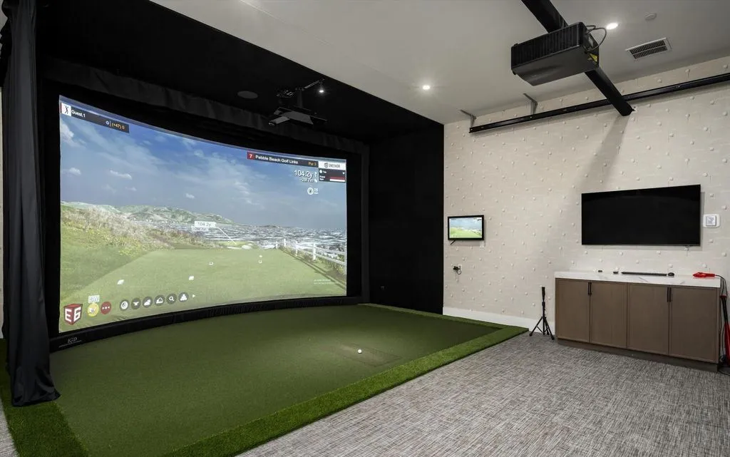 A Remarkable $10.975 Million Arizona Estate Defined by Vision, Warmth, and Architectural Presence 17 9245 E Rimrock Dr A Breathtaking 10.975 Million Arizona Estate Defined by Vision and Warmth 13