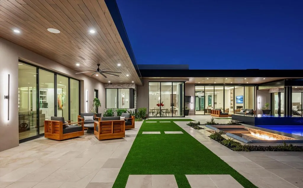 A Remarkable $10.975 Million Arizona Estate Defined by Vision, Warmth, and Architectural Presence 23 9245 E Rimrock Dr A Breathtaking 10.975 Million Arizona Estate Defined by Vision and Warmth 19