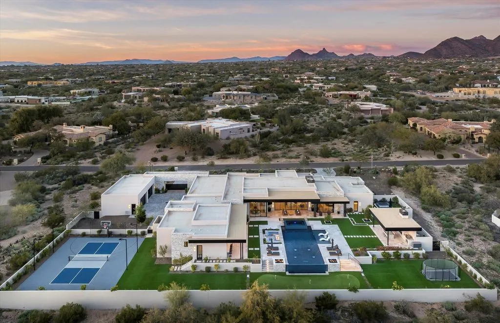 A Remarkable $10.975 Million Arizona Estate Defined by Vision, Warmth, and Architectural Presence 28 9245 E Rimrock Dr A Breathtaking 10.975 Million Arizona Estate Defined by Vision and Warmth 24