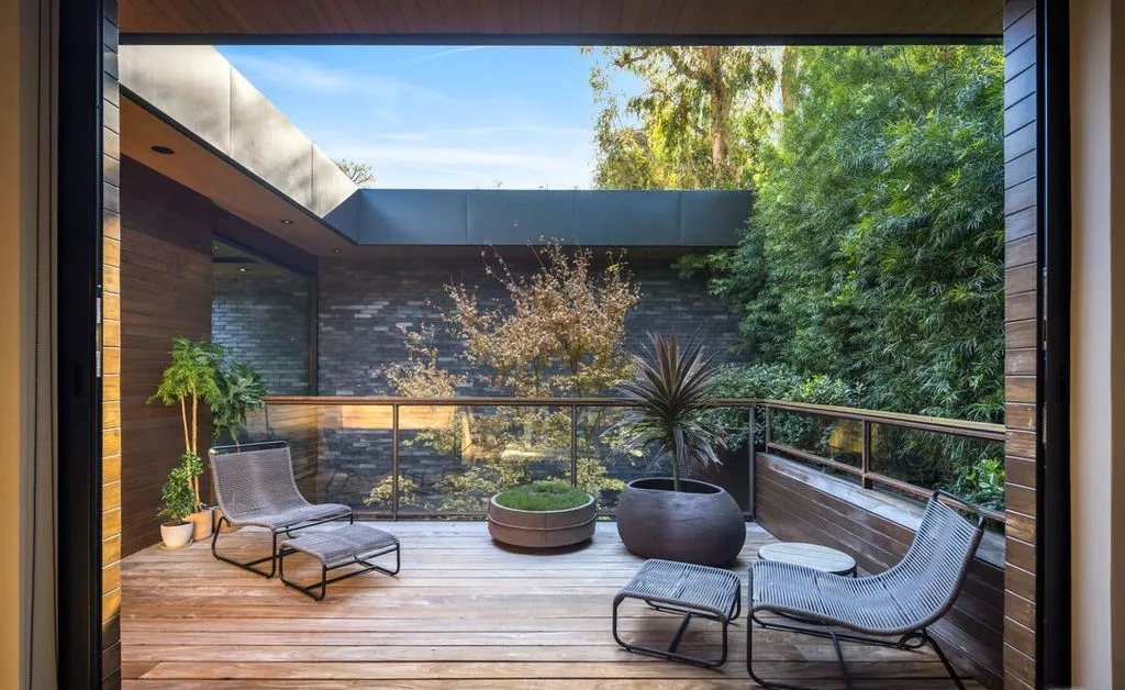 Architecturally Significant California Modern Residence Asking $12.5 Million 17 9551 Oak Pass Rd A Breathtaking Modern Architectural Masterpiece in California 18