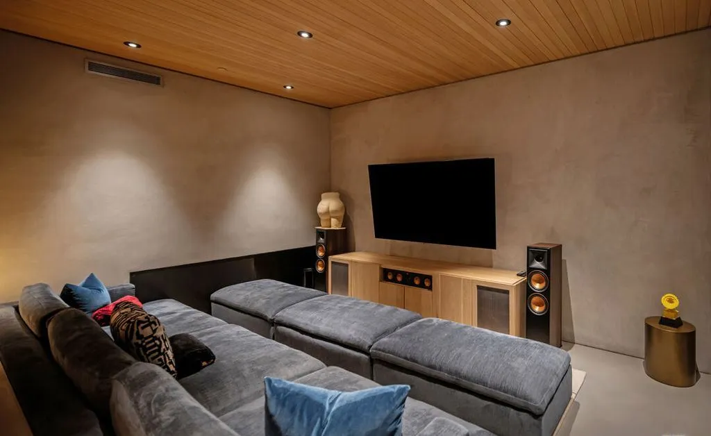 Architecturally Significant California Modern Residence Asking $12.5 Million 26 9551 Oak Pass Rd A Breathtaking Modern Architectural Masterpiece in California 20